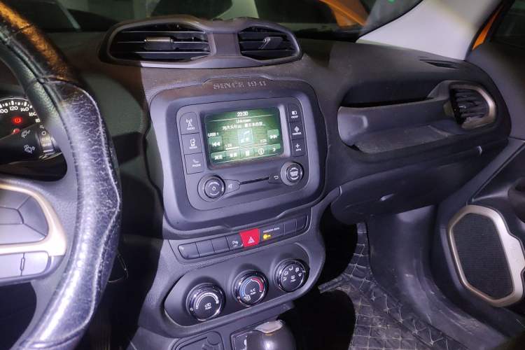 Used Jeep Renegade 2016 1.4T Automatic Jingneng Edition
