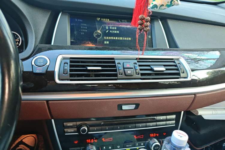 Used BMW 5 Series GT 2013 535i Leading Model Audio And AC Panel