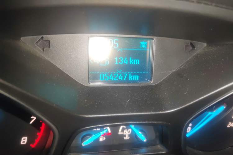 Used Ford Kuga 2015 1.5L GTDi Two-Wheel Drive Fashion Edition Odometer Close Up