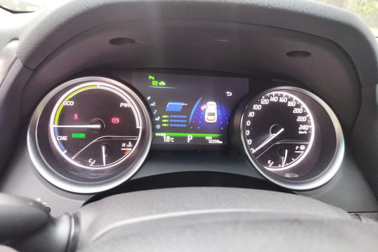 Used Toyota Camry 2018 Dual-Engine 2.5 HG Luxury Edition Instrument Cluster