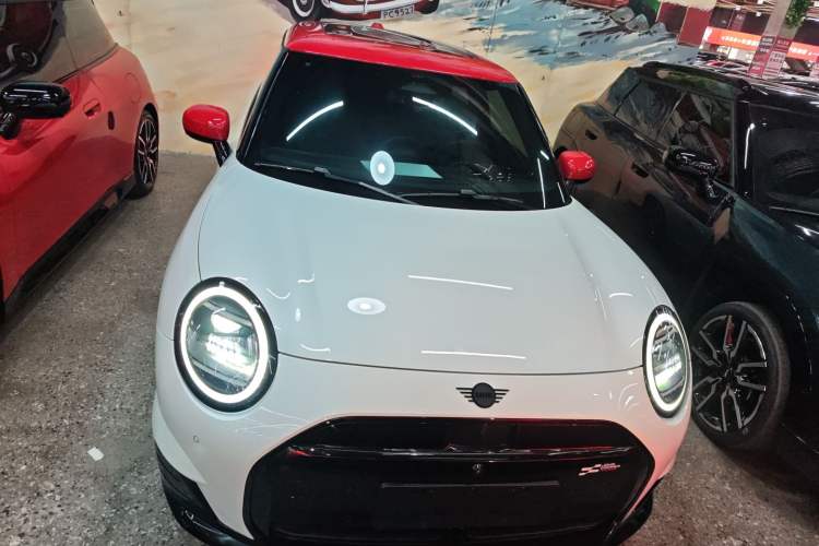 Used MINI Electric COOPER 2024 452km COOPER SE Racing Driver