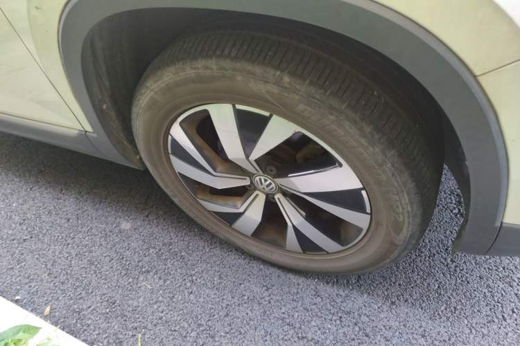 Used Volkswagen Tayron 2020 330TSI Two-Wheel Drive Luxury Smart Connectivity Version