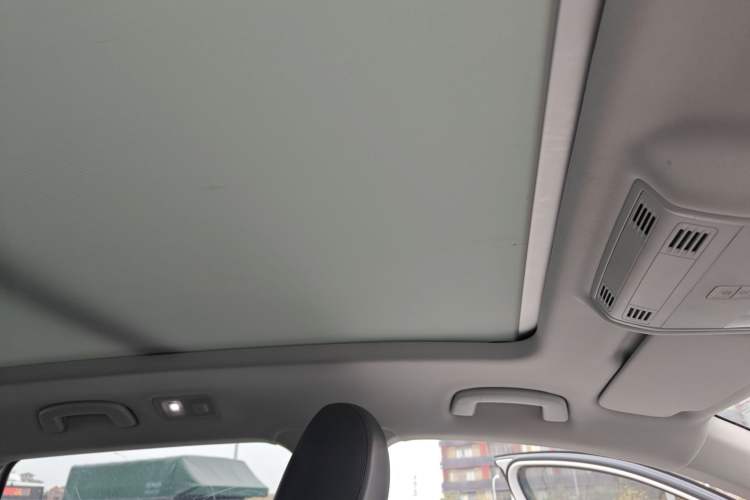 Used Volkswagen Tharu 2020 280TSI Two-Wheel Drive Luxury Edition China VI Standard