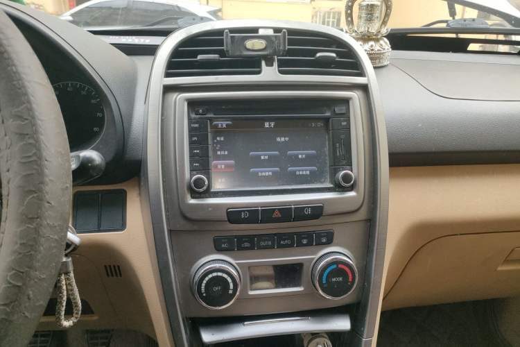 Used Chery Tiggo 2012 Elite Edition 1.6L Manual Comfort DVVT Audio And AC Panel