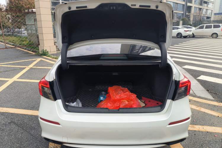 Used Honda Civic 2023 240TURBO CVT Dynamic Edition
