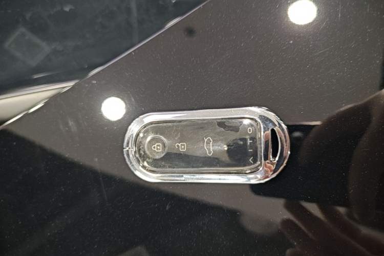 Used Hima AITO M7 2024 1.5T Intelligent Driving 4WD Max Edition 5 Seats Vehicle Key