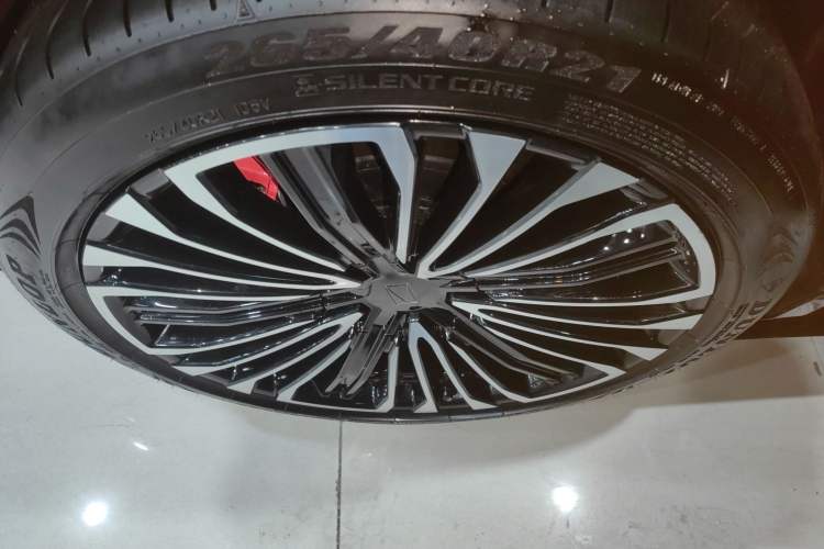 Used Avatr 12 2025 Updated Ultra All-Electric Four-Wheel Drive