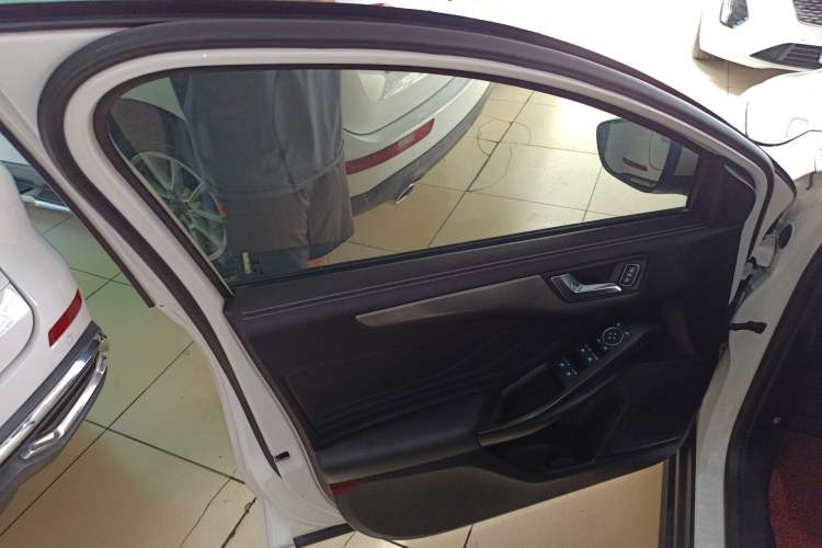 Used Ford Focus 2021 Sedan EcoBoost 180 Automatic Trendy Model