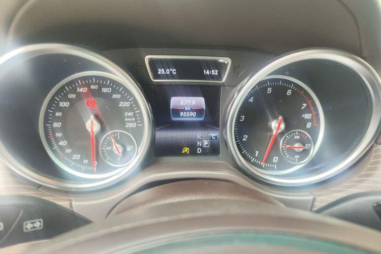 Used Mercedes-Benz GLE 2018 GLE 320 4MATIC Dynamic Edition Collector's Edition Instrument Cluster