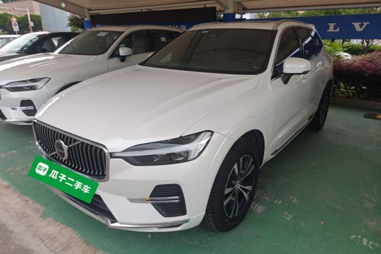 Used Volvo XC60 2024 B5 4x4 Smart Luxury Edition