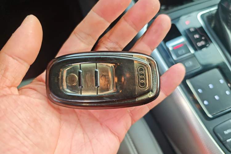 Used Audi A6L 2012 TFSI Comfort Model
