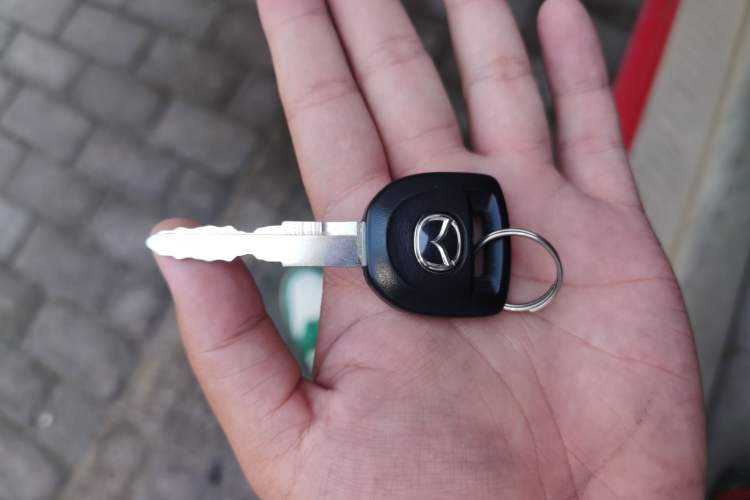 Used Mazda 3 2010 1.6L Automatic Classic Stylish Version Vehicle Key