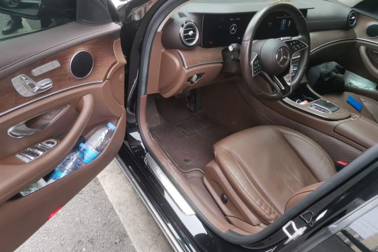 Used Mercedes-Benz E-Class 2021 E 300 L Stylish Model
