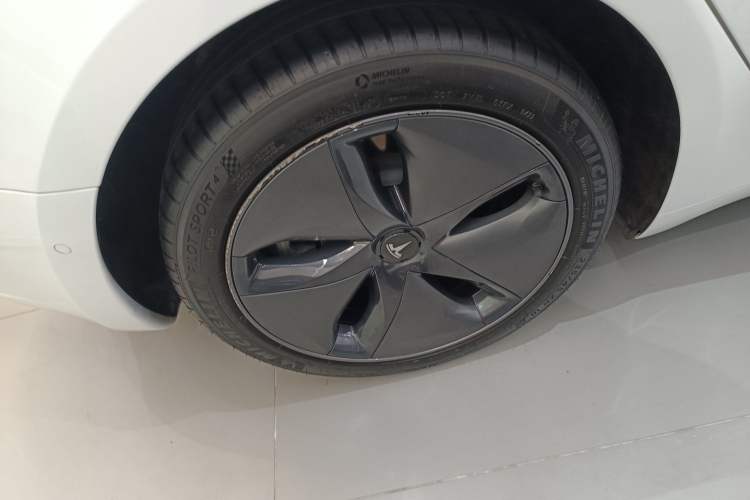 Used Tesla Model 3 (Import) 2019 Standard Range Rear-Wheel Drive Upgraded Version (52 kWh)