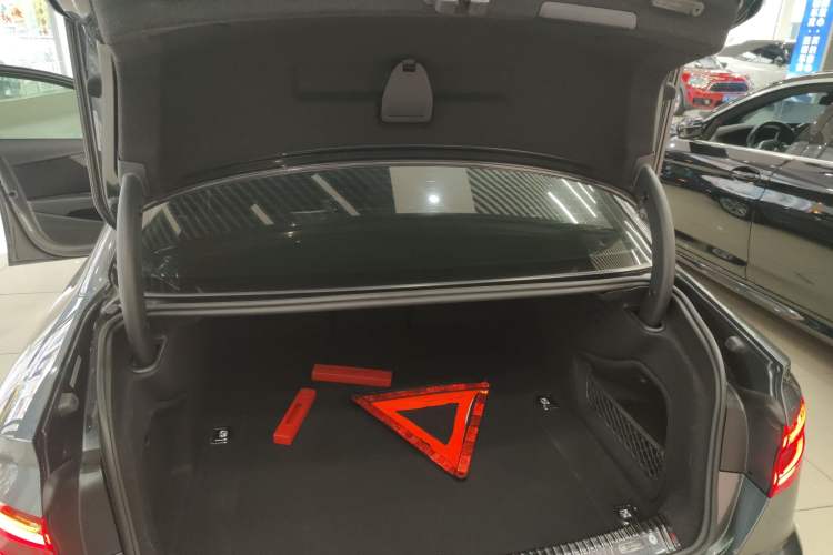 Used Audi A4L 2019 40 TFSI Ambition China VI