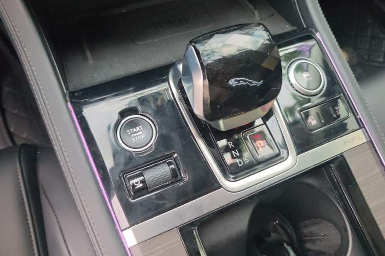 Used Jaguar XFL 2021 XFL 2.0T P200 Two-Wheel-Drive Elite Luxury Edition
