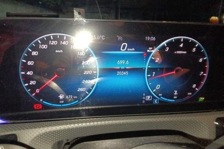 Used Mercedes-Benz A-Class 2022 Restyled A 200 L Sport Sedan Fashion Version
