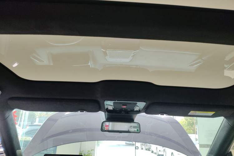 Used Honda P7 2025 Four-Wheel Drive Long-Range Max Headliner