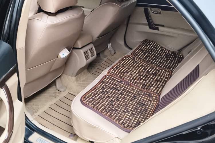 Used Geely Auto EC8 2015 2.0L Manual Elite Edition