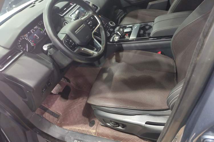 Used Land Rover Range Rover Velar 2022 250 PS