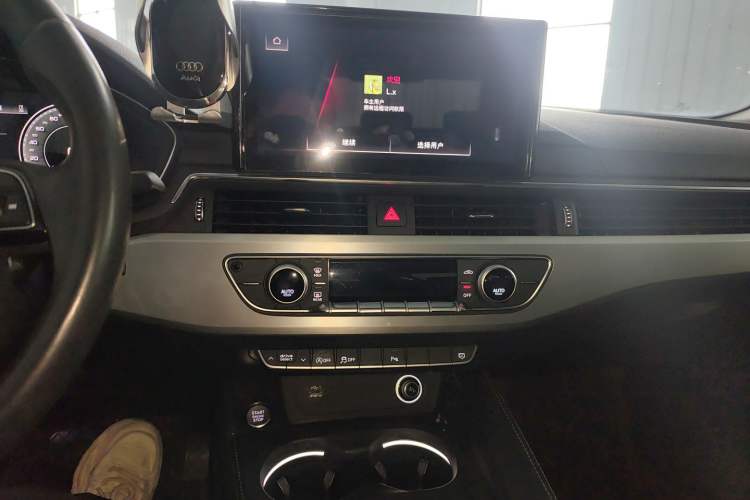 Used Audi A4L 2022 40 TFSI Fashion Dynamic Model