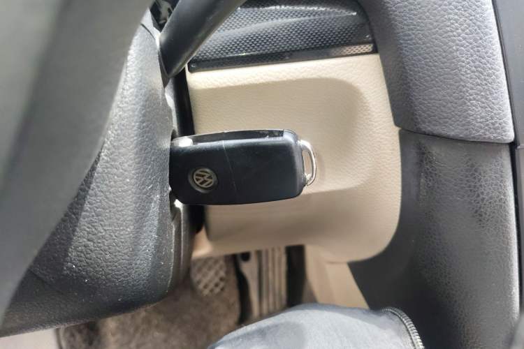 Used Volkswagen Golf 2012 1.6 Manual Comfort Edition
