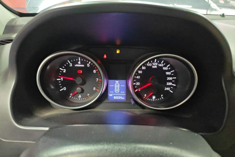 Used Haval H6 2015 Upgraded Model 1.5T Manual Two-Wheel Drive Elite Version Instrument Cluster