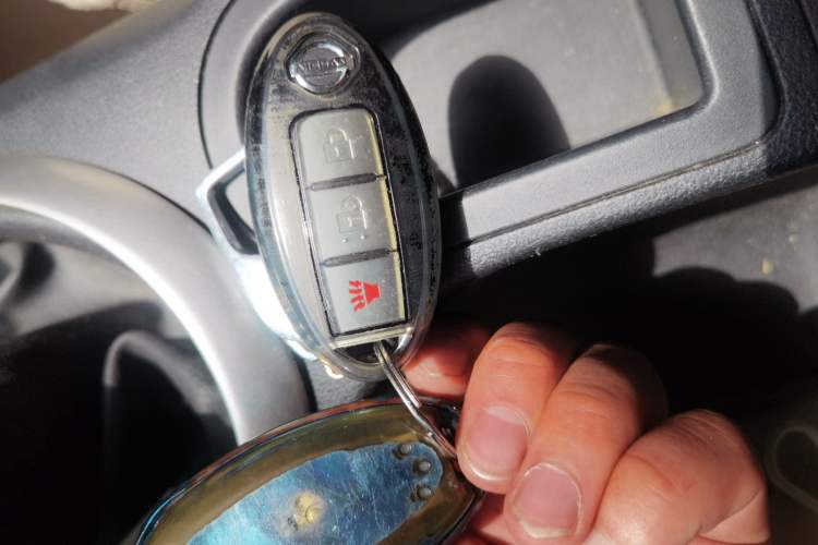 Used Nissan Qashqai 2012 2.0 XL Fire 6MT 2WD Vehicle Key