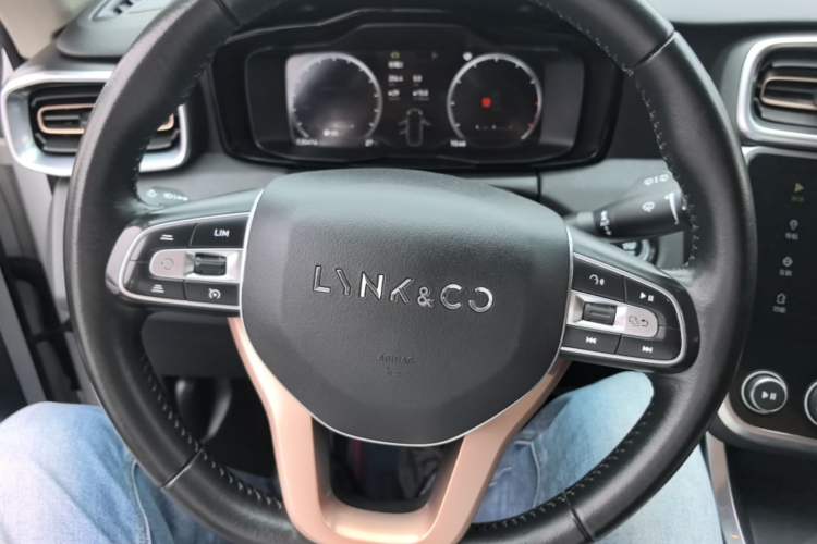 Used Lynk & Co 01 2017 2.0T Two-Wheel Drive Pro Edition

