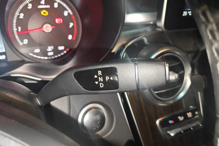 Used Mercedes-Benz GLC 2017 GLC 260 4MATIC Dynamic Edition
