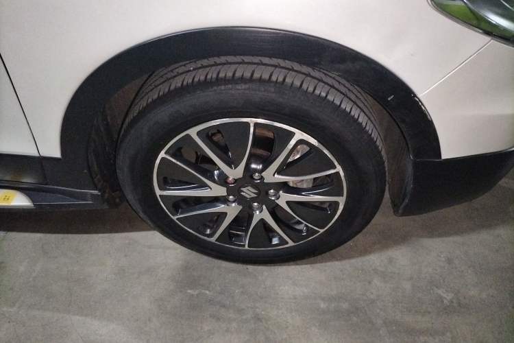 Used Suzuki S-Cross 2015 1.4T Automatic Two-Wheel Drive Prestige Model