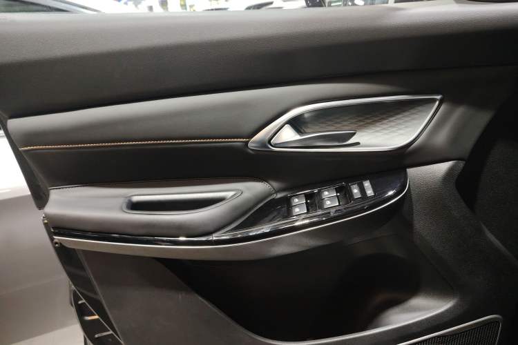 Used Changan X7 PLUS 2024 1.5T Automatic Luxury 7-Seater
