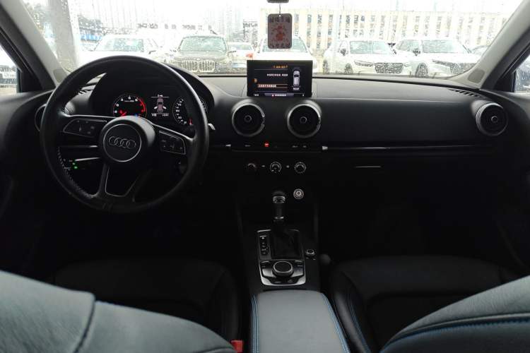 Used Audi A3 2020 Sportback 35 TFSI Fashion Edition China VI Emission Standard
