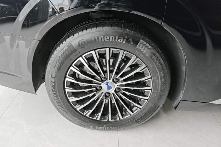 Used Denza D9 2024 DM-i 980 Four-Wheel Drive Prestige Model