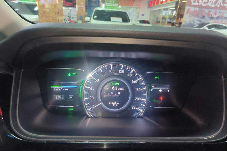 Used Honda Elysion 2019 2.0L Hybrid Luxury Edition