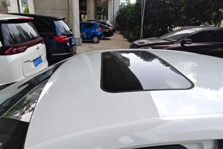 Used Roewe i5 2019 1.5L Manual 4G Connect Leehao Flagship Edition
