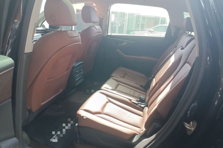 Used Audi Q7 2023 45 TFSI quattro S line Sport model