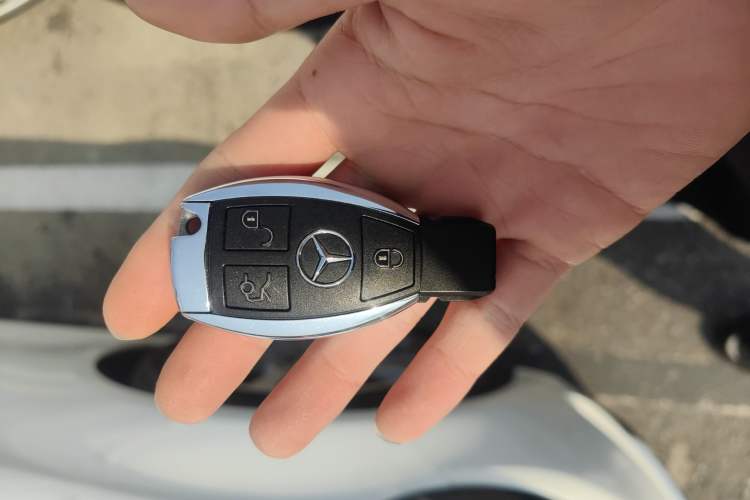 Used Mercedes-Benz C-Class 2017 Facelift C 200 L 4MATIC Sport Edition