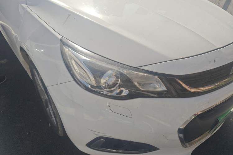 Used Chevrolet Malibu 2018 530T Automatic Luxury Edition Right Front Headlight