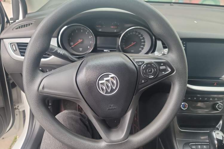 Used Buick Verano 2018 Hatchback 15S Automatic Ambition Model Steering Wheel