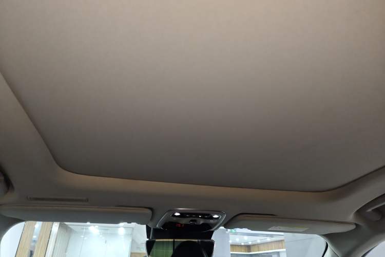 Used Lynk & Co 02 2020 High-Energy Edition 2.0T Automatic Two-Wheel Drive Pro Version Headliner