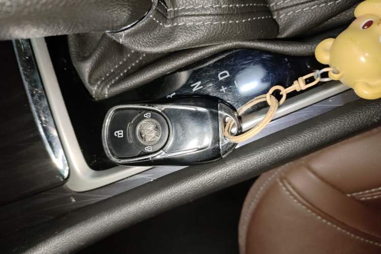 Used Buick GL6 2019 18T 6-Seater Connected Luxury Version China VI Standard