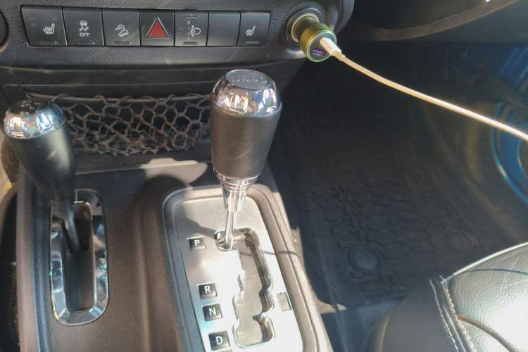 Used Jeep Wrangler 2015 3.6L Rubicon Four-Door Comfort Edition
