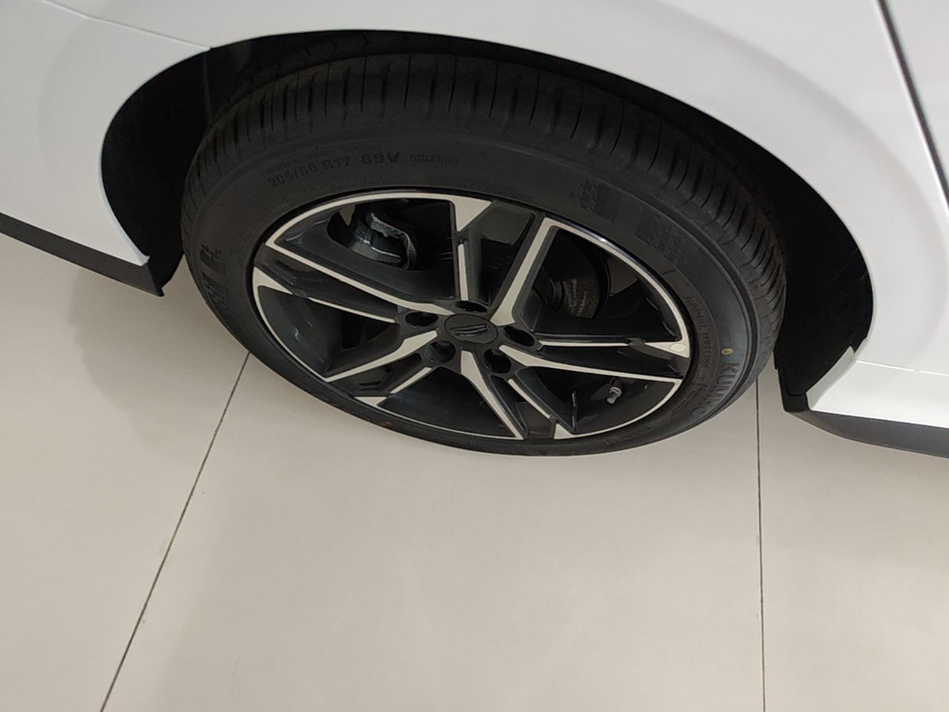 Geely Auto Binray 2024 Binrui COOL 1.5T DCT Longteng Edition — снимка 11