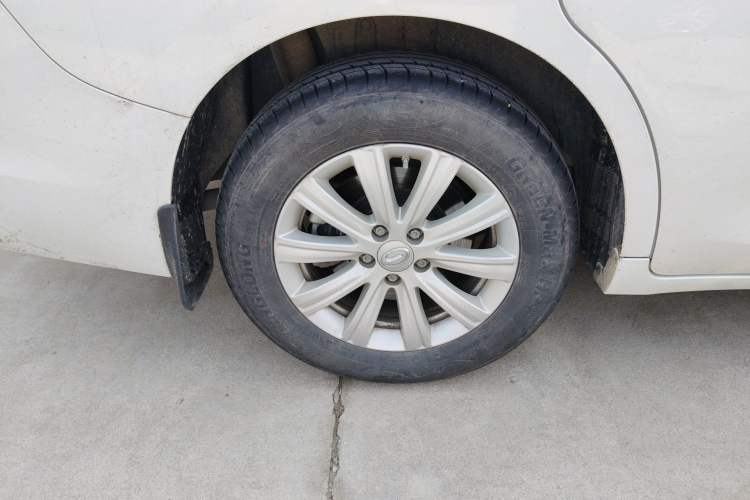 Used GAC Trumpchi M6 2023 PRO 270T DCT Elite Edition Exterior 5