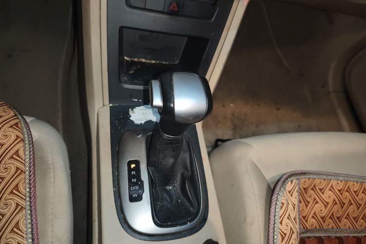 Used Roewe 350 2014 1.5L Automatic Xunda Edition