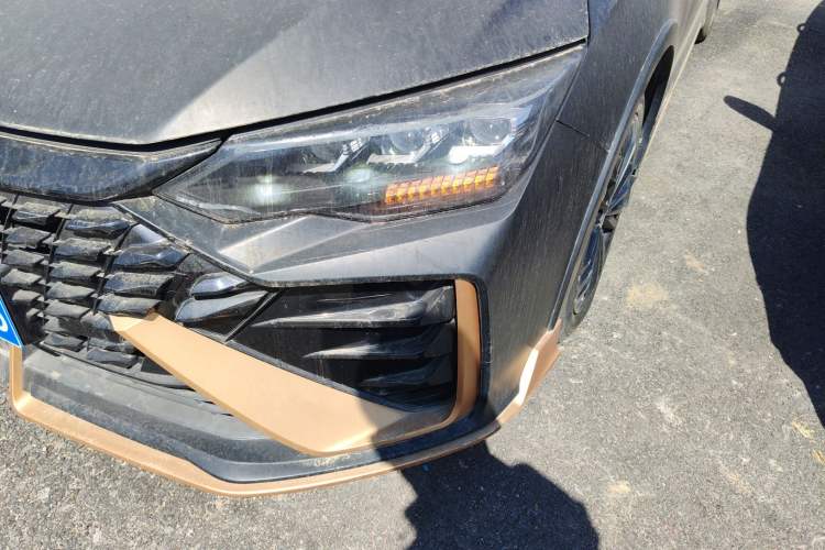 Used Dongfeng Aeolus Yixuan MAX 2021 1.5T Nightbreak Dawn Edition Left Front Headlight