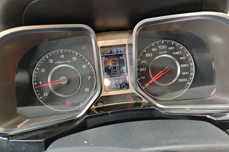 Used Zotye Domy X5 2016 1.5T Manual Luxury 7-Seater China V Emission Standard