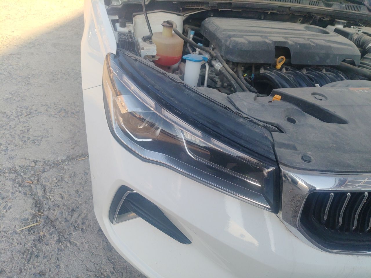 Geely Auto Emgrand 2022 4th Generation 1.5L CVT Luxury Model - Premium — снимка 7