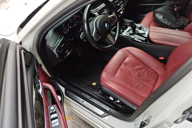 Used BMW 5 Series 2019 Restyled 530Li Luxury Edition M Sport Package